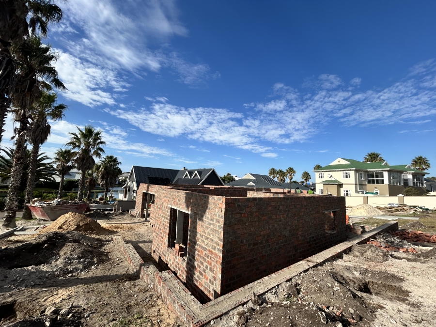 3 Bedroom Property for Sale in Marina Martinique Eastern Cape